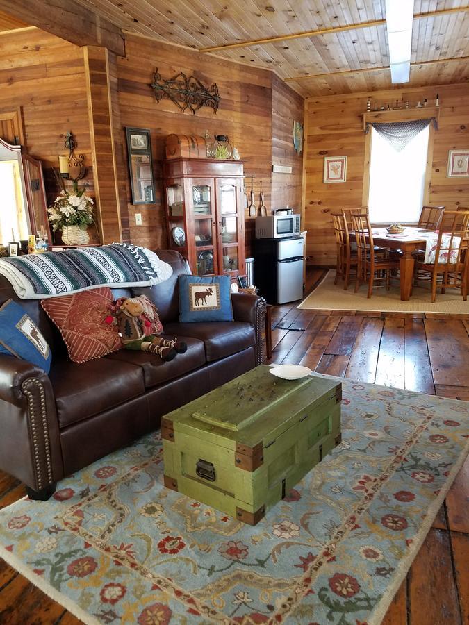 The Perkins House Bed & Breakfast Cornish Екстериор снимка