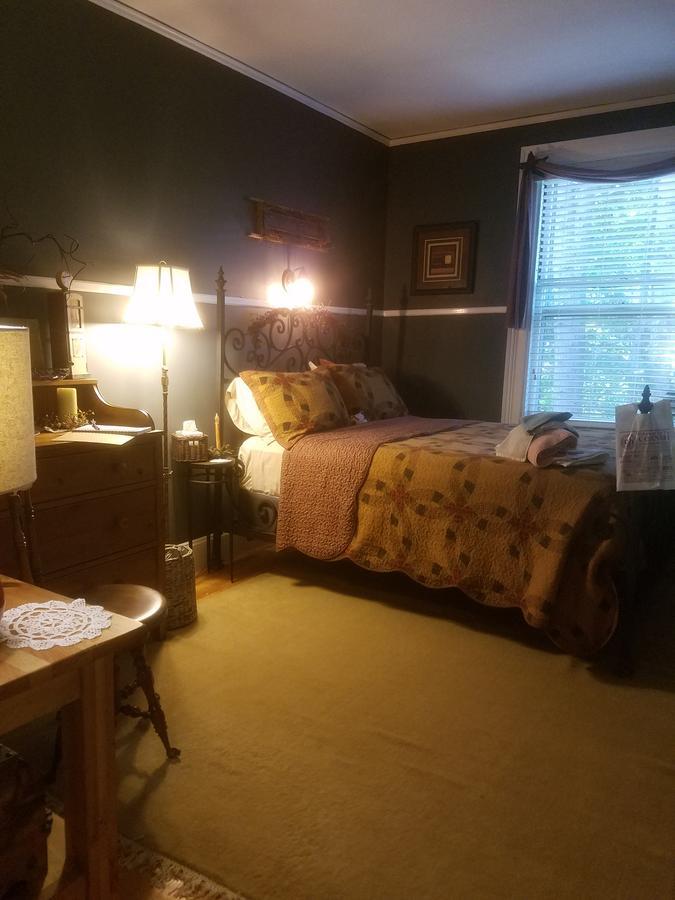 The Perkins House Bed & Breakfast Cornish Екстериор снимка